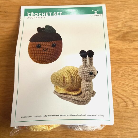 Bullseye's Playground™ Amigurumi2ct Crochet Set Kit: Acorn/Snail - Picture 3 of 11